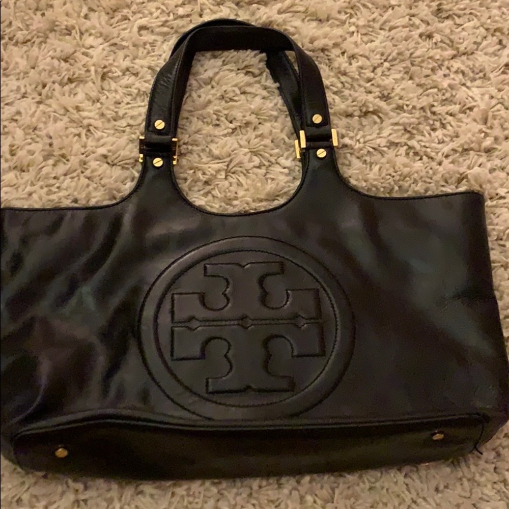 Tory Burch Leather Purse with Embossed Logo